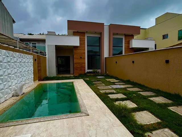 Casa 3 quartos e 2 banheiros, à venda, no bairro Recreio em Rio das Ostras