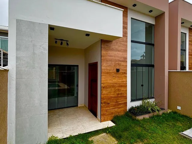 Casa 3 quartos e 2 banheiros, à venda, no bairro Recreio em Rio das Ostras