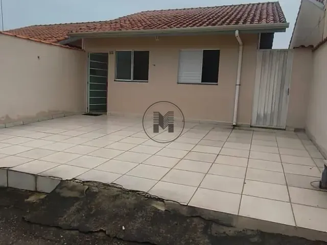 Casa 3 quartos e 1 banheiro, à venda, no bairro Jardim Aeroporto em Guaratinguetá