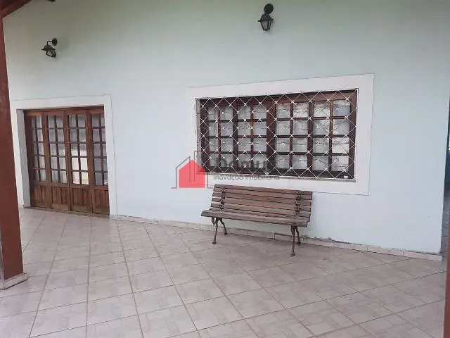 Casa com 388m² 4 quartos e 2 banheiros, à venda, no bairro Loteamento São Paulo em Pindamonhangaba