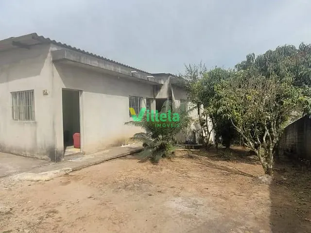 Casa com 360m² 2 quartos e 2 banheiros, à venda, no bairro Jardim Piatã A em Mogi das Cruzes
