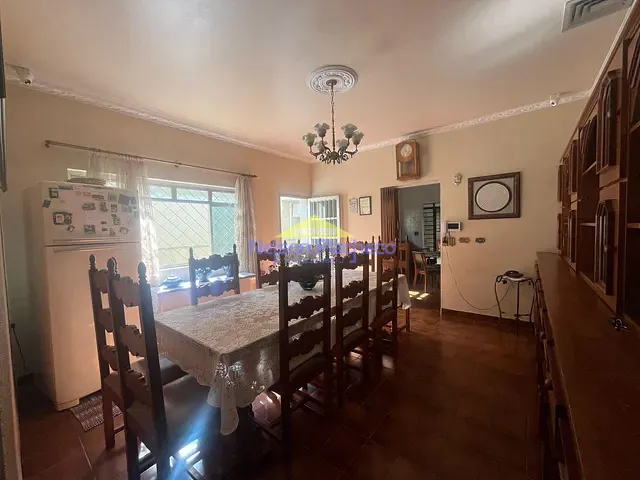 Casa com 542m² 3 quartos e 2 banheiros, para alugar, no bairro Centro em Capivari