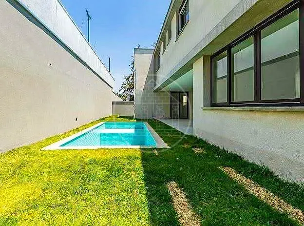Casa, 4 quartos, 350 m² - Foto 1