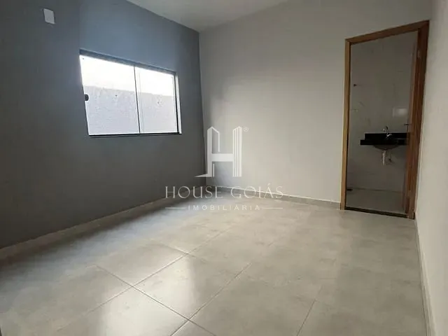 Casa com 150m² 2 quartos e 1 banheiro, à venda, no bairro Jardim Scala em Trindade