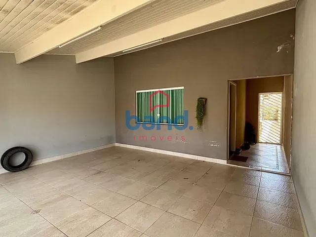 Casa 2 quartos e 1 banheiro, à venda, no bairro Parque Residencial Rafael Alcalá em Porto Feliz