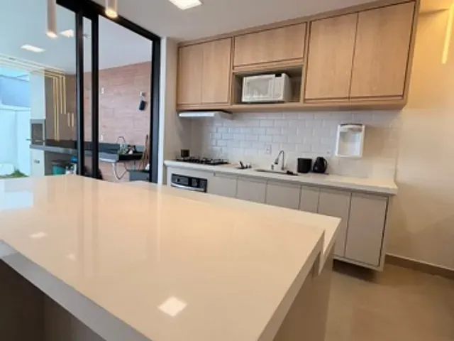 Casa com 180m² 3 quartos e 3 banheiros, à venda, no bairro Parque Tarcisio Miranda em Campos dos Goytacazes
