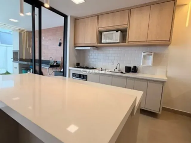 Casa com 180m² 3 quartos e 3 banheiros, à venda, no bairro Parque Tarcisio Miranda em Campos dos Goytacazes