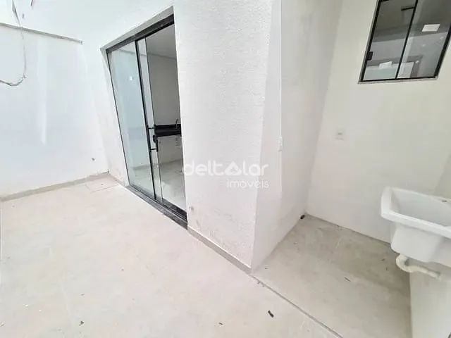 Casa com 110m² 3 quartos e 2 banheiros, à venda, no bairro Santa Monica em Belo Horizonte