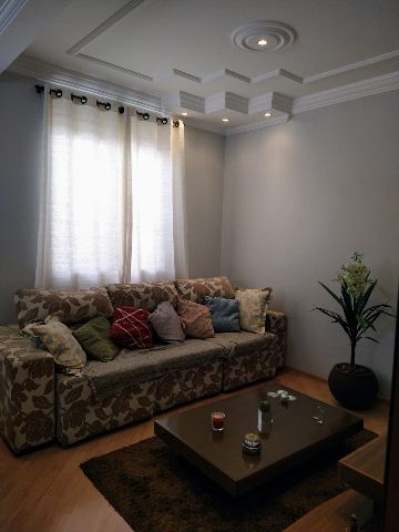 Casa com 250m² 2 quartos e 2 banheiros, à venda, no bairro Flor do Vale em Taubaté