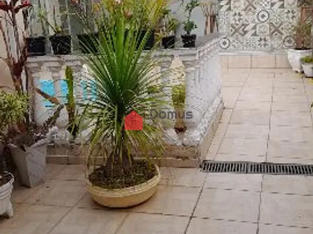 Casa com 250m² 2 quartos e 2 banheiros, à venda, no bairro Flor do Vale em Taubaté