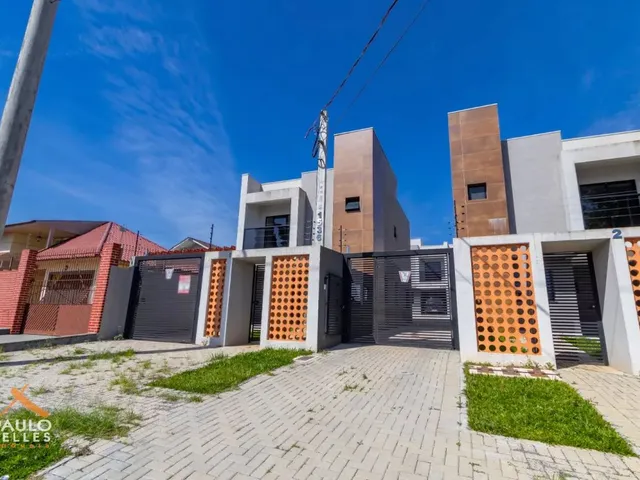 Casa 3 quartos e 2 banheiros, à venda, no bairro Guaíra em Curitiba