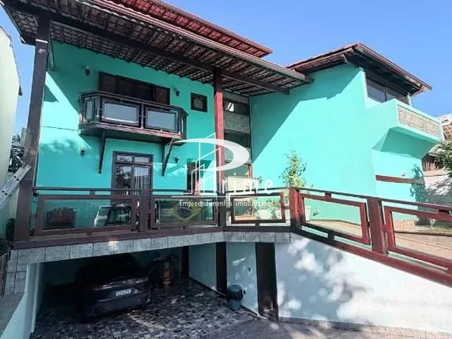Casa com 450m² 5 quartos e 5 banheiros, à venda, no bairro Camboinhas em Niterói
