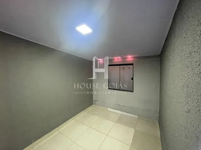 Casa com 161m² 5 quartos e 2 banheiros, à venda, no bairro Centro  em Guapó