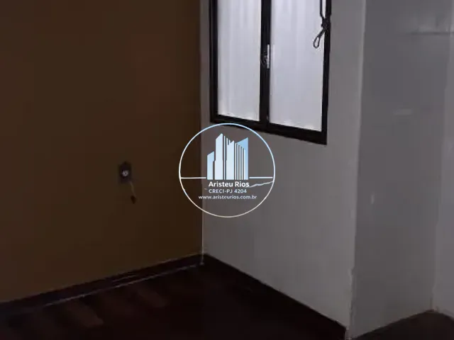 Casa com 150m² 2 quartos e 1 banheiro, para alugar, no bairro Centro em Pouso Alegre