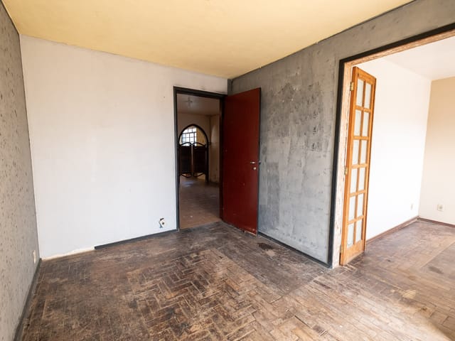 Casa com 351m² 4 quartos e 2 banheiros, à venda, no bairro Fragata em Pelotas