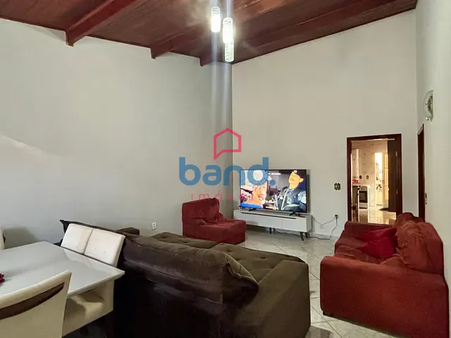 Casa 4 quartos e 2 banheiros, à venda, no bairro Vila América em Porto Feliz