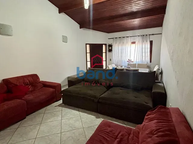 Casa 4 quartos e 2 banheiros, à venda, no bairro Vila América em Porto Feliz