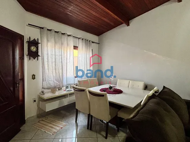 Casa 4 quartos e 2 banheiros, à venda, no bairro Vila América em Porto Feliz