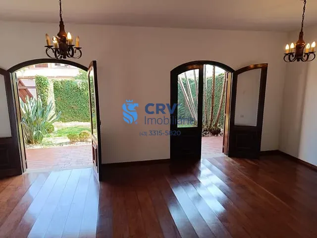 Casa com 330m² 5 quartos e 5 banheiros, à venda, no bairro Lago Parque em Londrina