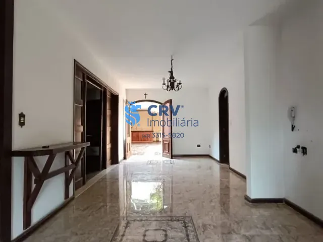 Casa com 330m² 5 quartos e 5 banheiros, à venda, no bairro Lago Parque em Londrina