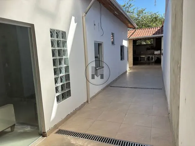 Casa com 184m² 2 quartos e 2 banheiros, à venda, no bairro Vila Bela em Guaratinguetá