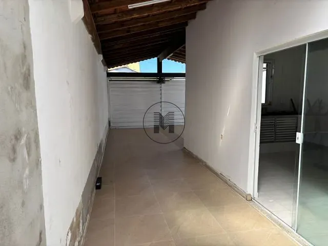 Casa com 184m² 2 quartos e 2 banheiros, à venda, no bairro Vila Bela em Guaratinguetá