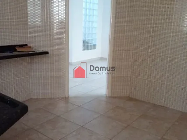 Casa 3 quartos e 1 banheiro, à venda, no bairro Parque Taubaté-Guaçu em Taubaté