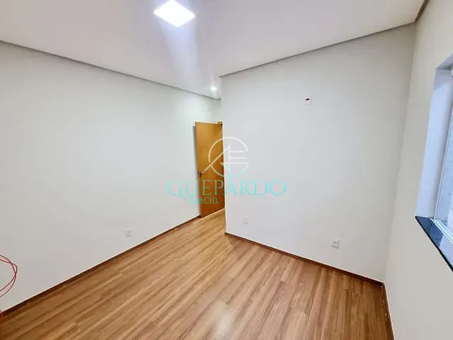 Casa com 147m² 3 quartos e 2 banheiros, à venda, no bairro Jardim Belo Horizonte em Londrina