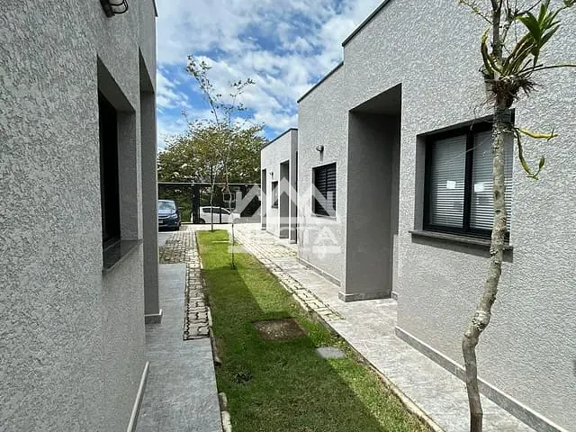 Casa com 60m² 2 quartos e 2 banheiros, à venda, no bairro Pontal de Santa Marina em Caraguatatuba