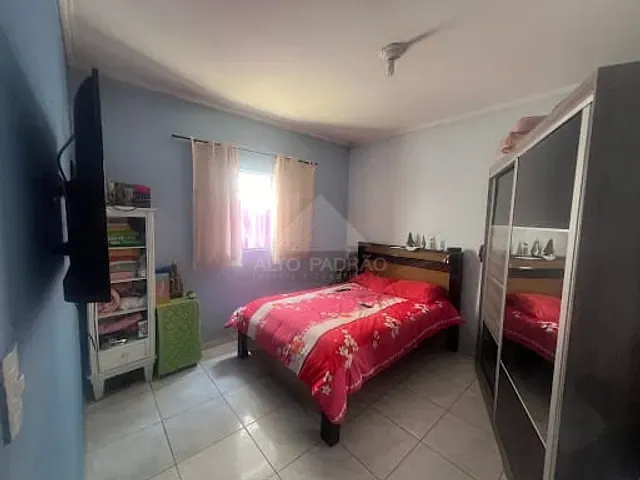 Casa com 256m² 3 quartos e 3 banheiros, à venda, no bairro Vila Falchi em Mauá