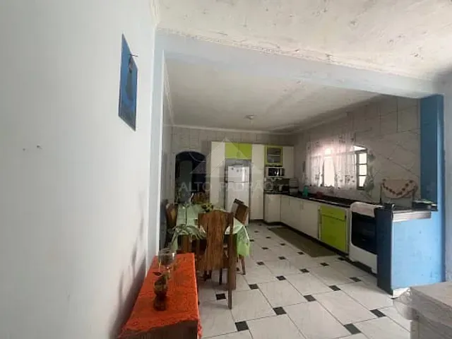 Casa com 256m² 3 quartos e 3 banheiros, à venda, no bairro Vila Falchi em Mauá