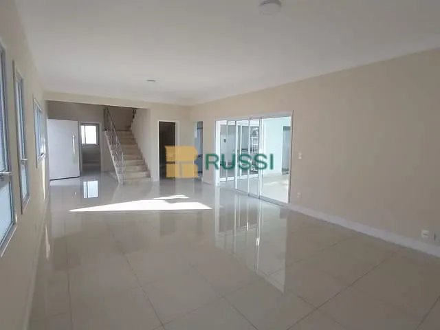 Casa com 309m² 4 quartos e 5 banheiros, à venda, no bairro Urbanova em São José dos Campos