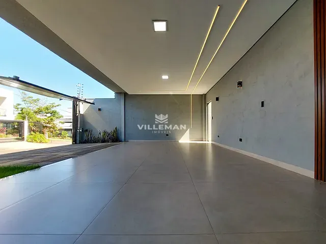 Casa com 308m² 4 quartos e 5 banheiros, à venda, no bairro Jardim Michelangelo em Maringá