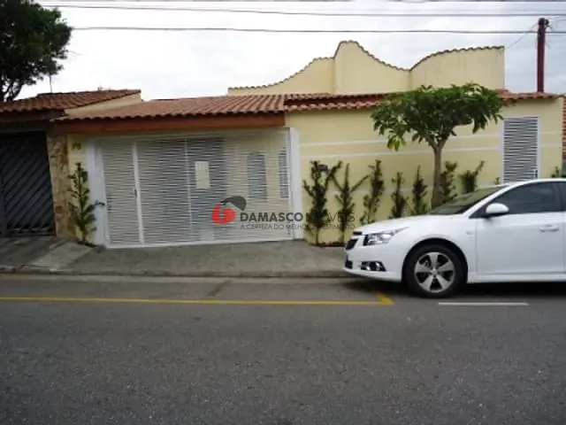 Casa com 200m² 4 quartos e 1 banheiro, à venda, no bairro Oswaldo Cruz em São Caetano do Sul