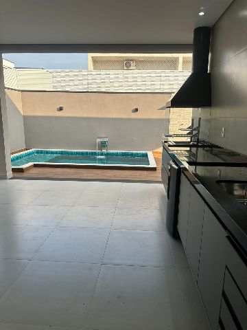 Casa com 300m² 3 quartos e 2 banheiros, à venda, no bairro Bairro do Grama em Caçapava