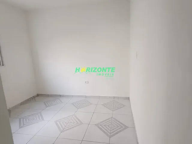 Casa 3 quartos e 2 banheiros, à venda, no bairro Jardim São Leopoldo em São José dos Campos