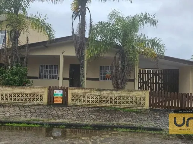 Casa com 312m² 6 quartos e 2 banheiros, para alugar, no bairro Bal Ipanema em Pontal Do Paraná