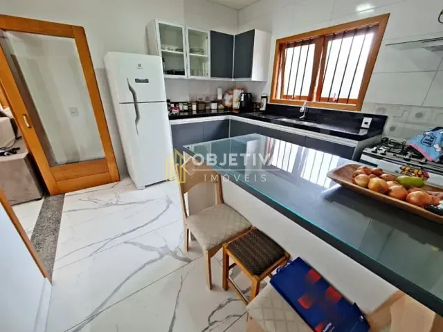 Casa com 180m² 3 quartos e 2 banheiros, à venda, no bairro Colina Deuner em Campo Bom