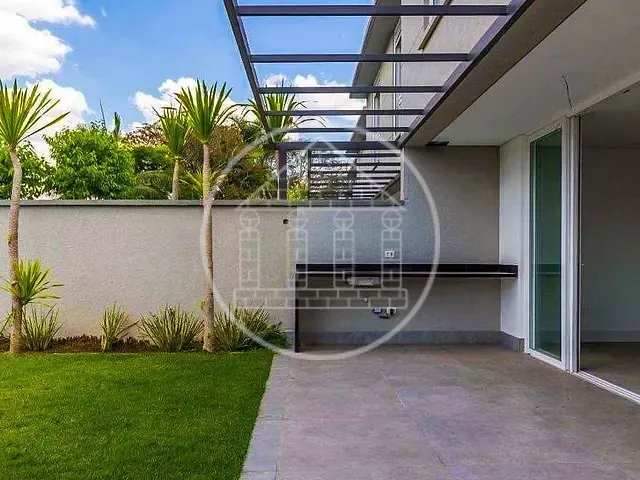 Casa com 424m², à venda, no bairro Jardim Cordeiro em São Paulo