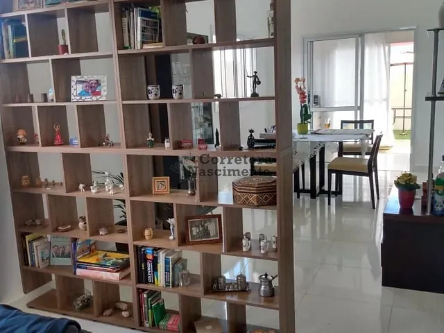 Casa com 270m² 3 quartos e 4 banheiros, à venda, no bairro Jardim Panorama em Jacareí