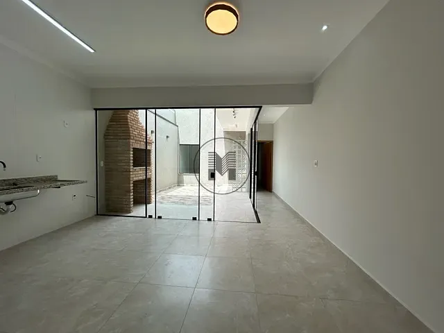Casa 3 quartos e 3 banheiros, à venda, no bairro Parque Residencial Beira Rio I em Guaratinguetá