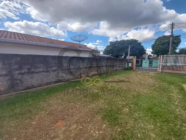 Casa com 500m² 4 quartos e 3 banheiros, à venda, no bairro Parque Residencial Groot em Holambra
