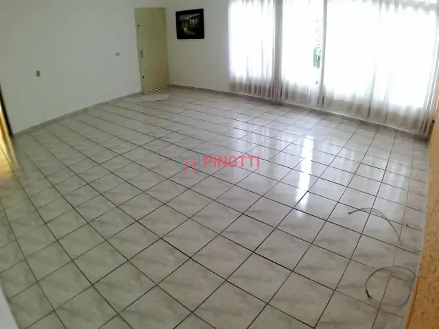 Casa 3 quartos e 2 banheiros, à venda, no bairro Parque Espacial em São Bernardo do Campo