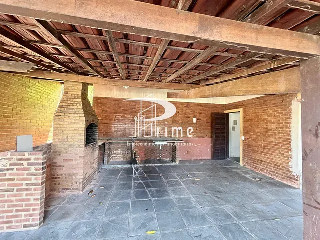 Casa com 2800m² 4 quartos e 4 banheiros, para alugar, no bairro Camboinhas em Niterói