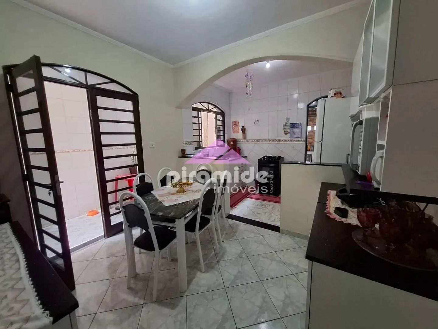 Casa, 4 quartos, 220 m² - Foto 9