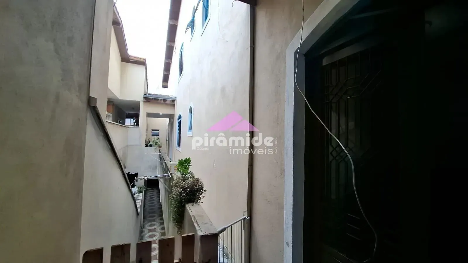 Casa, 4 quartos, 220 m² - Foto 29