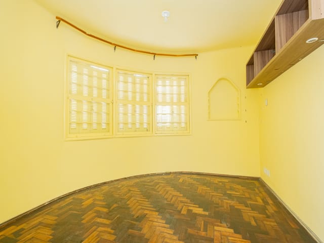 Casa 3 quartos e 1 banheiro, à venda, no bairro Centro em Pelotas