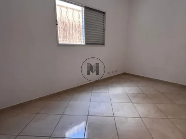 Casa 2 quartos e 2 banheiros, à venda, no bairro Morada dos Nobres em Taubaté