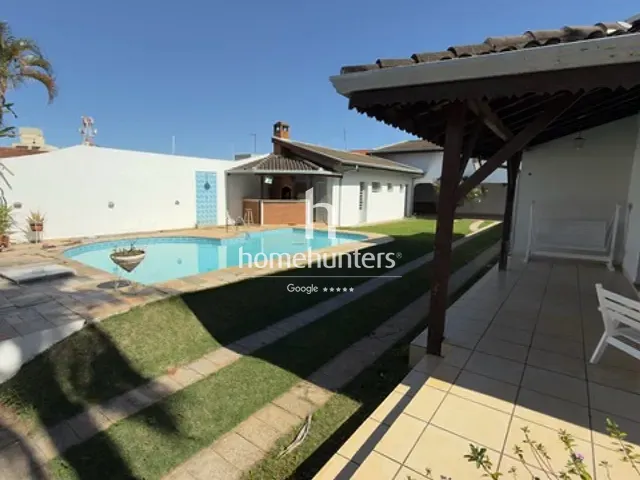 Casa com 660m² 4 quartos e 6 banheiros, à venda ou para alugar, no bairro Parque Taquaral em Campinas