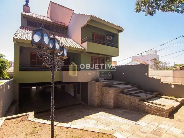 Casa com 410m² 4 quartos e 3 banheiros, à venda, no bairro Morro Santana em Porto Alegre